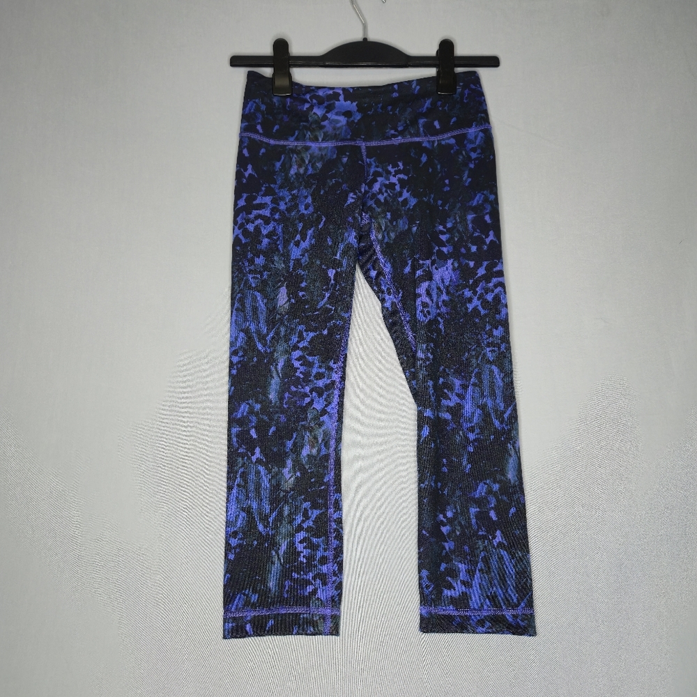 Lululemon Wunder Under CRop II Floral Iris Size 6